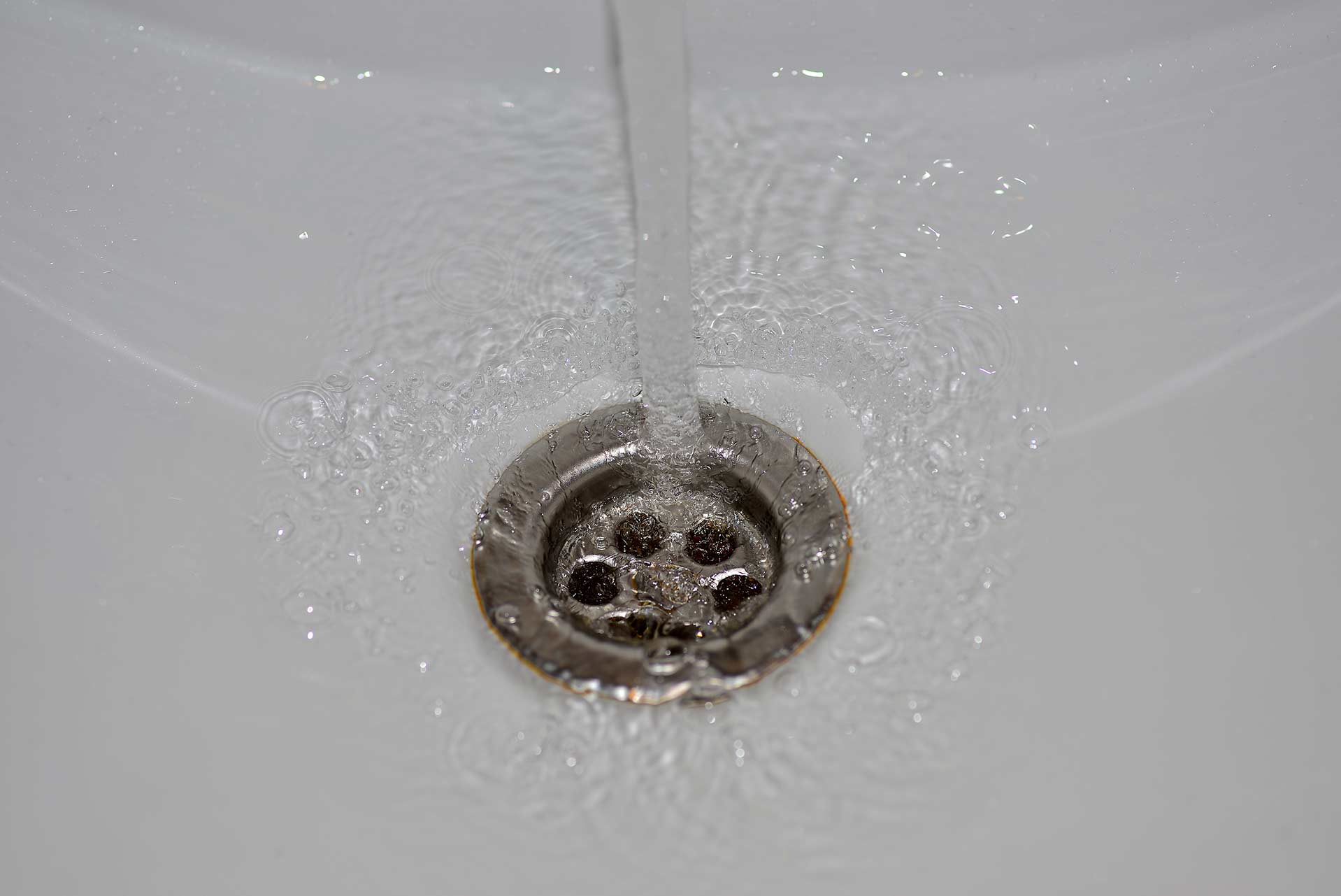 A2B Drains provides services to unblock blocked sinks and drains for properties in Wrythe.
